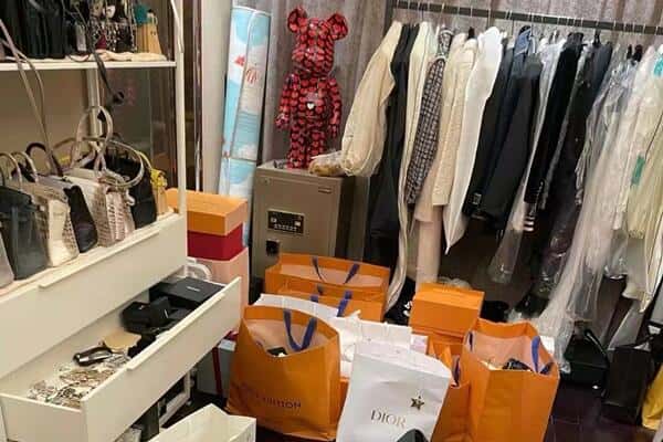哈密伊州区回收一线品牌衣服